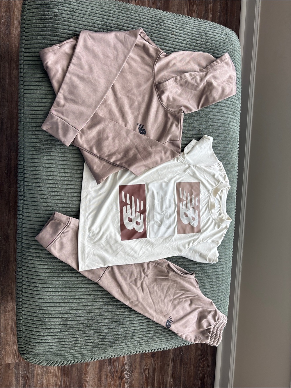 New Balance Mauve Hoodie & Joggers with White Logo Tee
